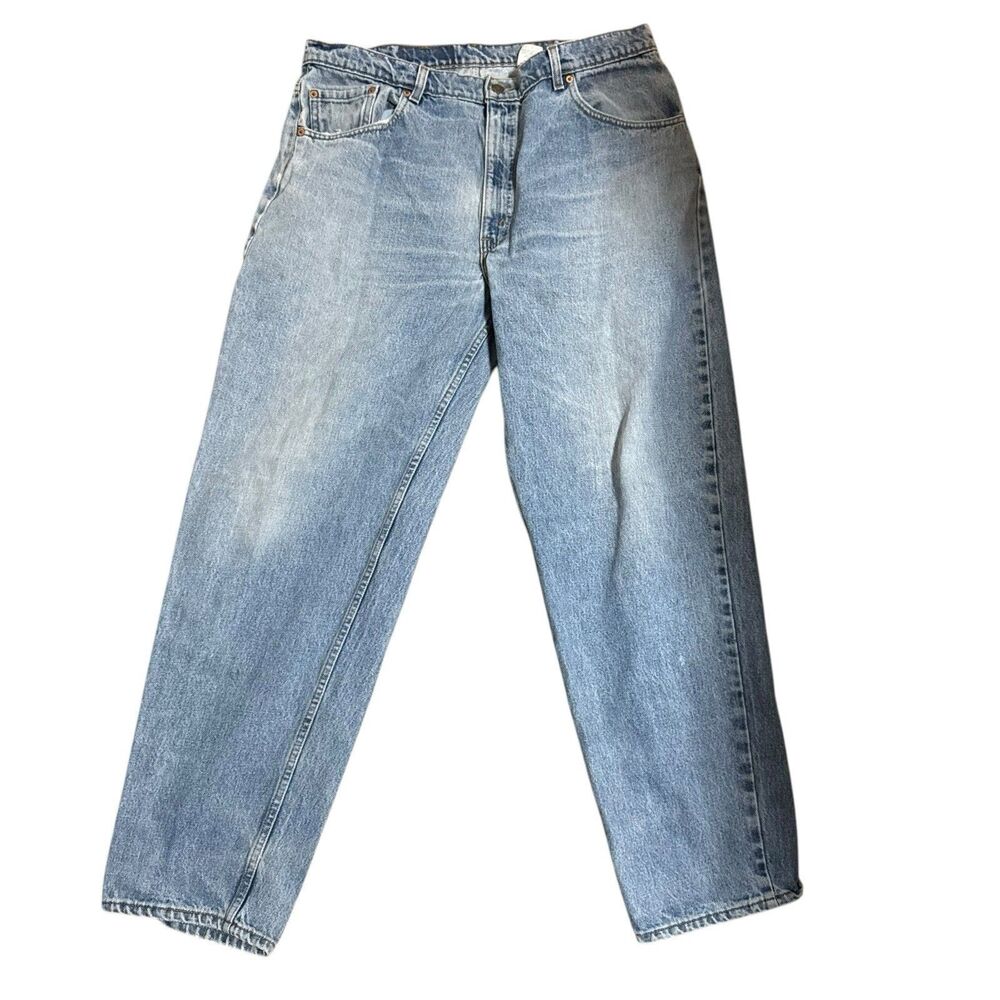 Vintage Levi’s 560 Jeans Men 40x32 Blue Denim Loose Fit Tapered Leg USA Made 90s